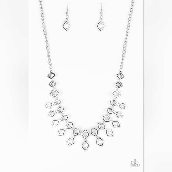 Geocentric Necklace - Picture 3 of 3